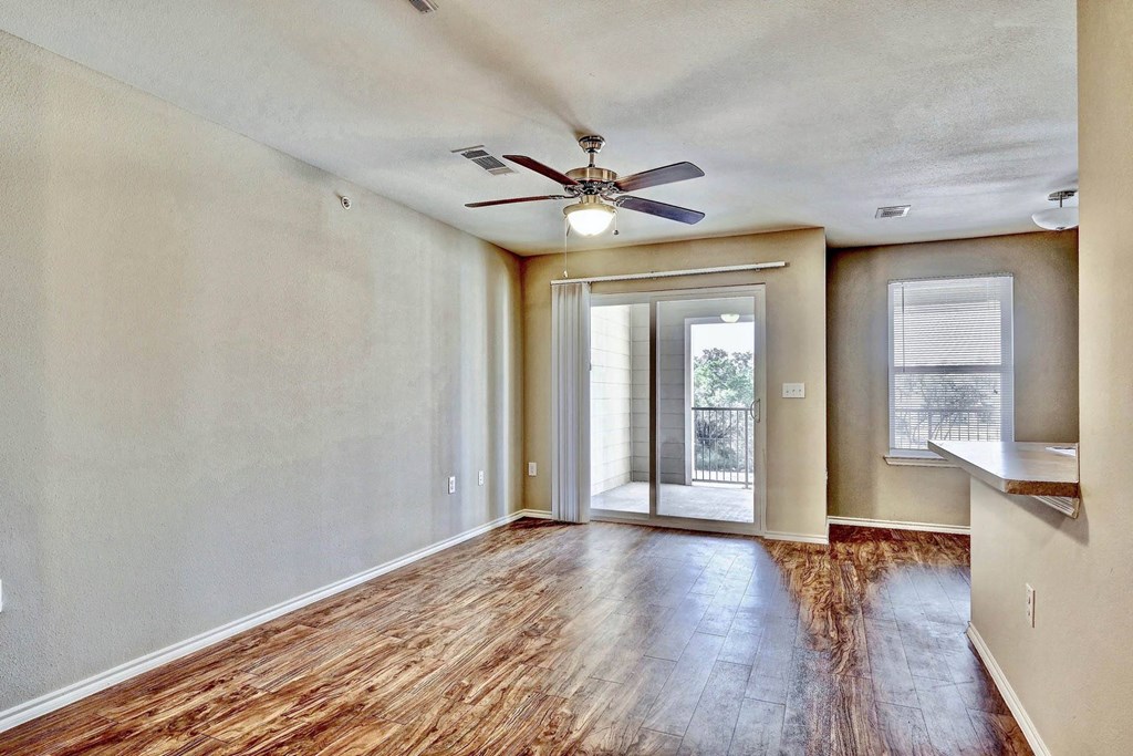 Unfurnished Living Area Unfurnished Living Area at Windy Ridge, Austin Texas